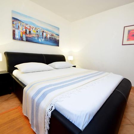 Apartment Tija By Interhome トロギール エクステリア 写真